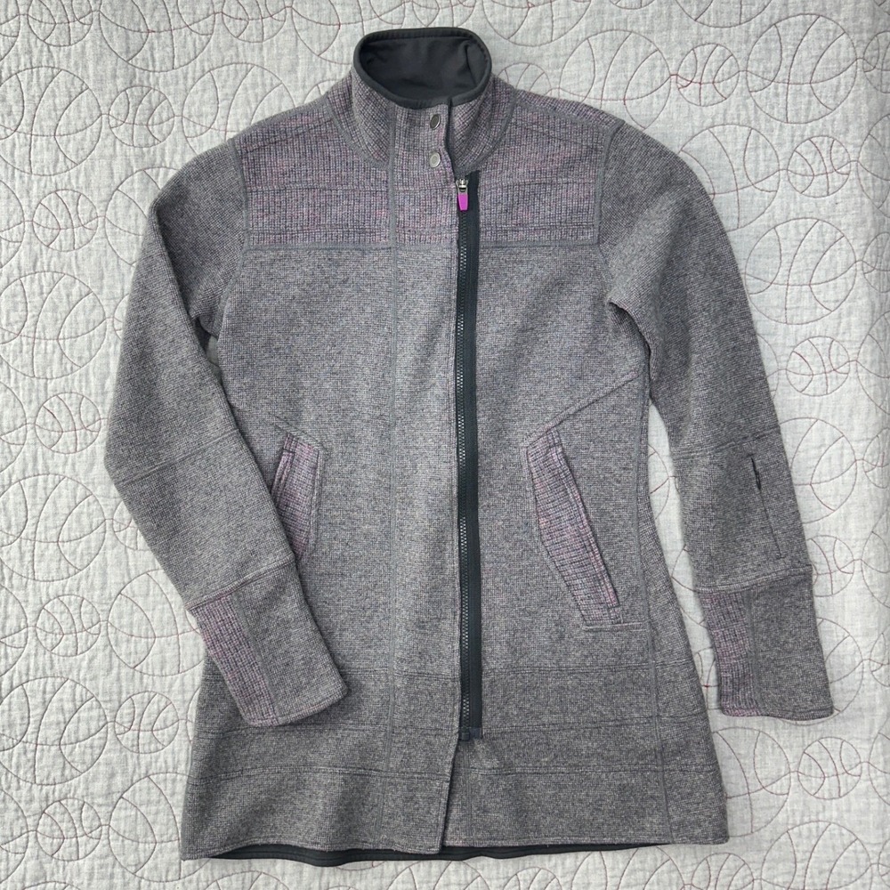 Title Nine Wool Knit Swacket Gray Purple‎ Asymmetrical Zip / Womens Small